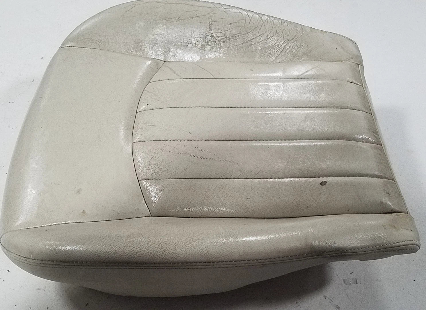 RH Pass Seat Bottom Cream Leather with Heat for Jaguar X-Type (2002–2004)