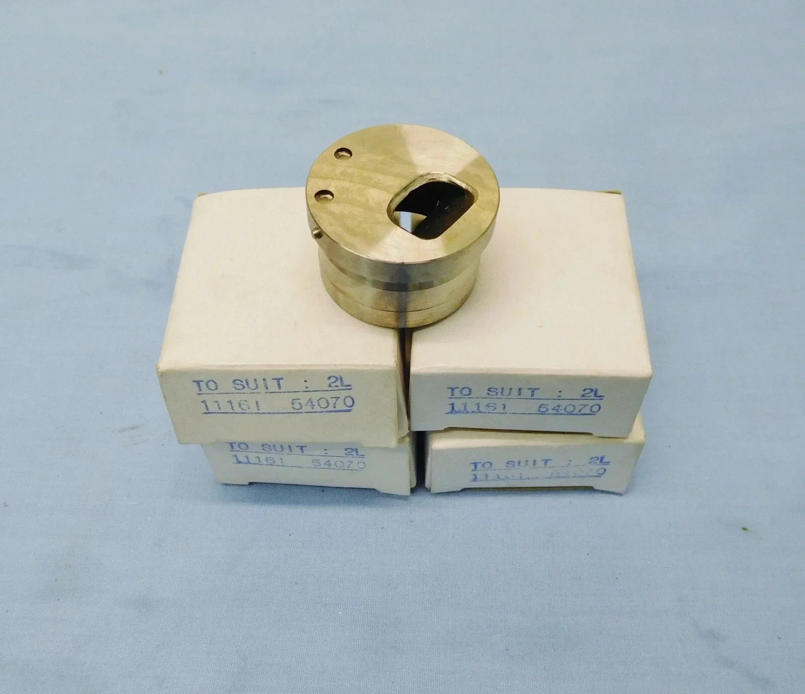 Set of 4 Precombustion Chambers for Hilux LN65 2L 2.4L Diesel (1983-1988)