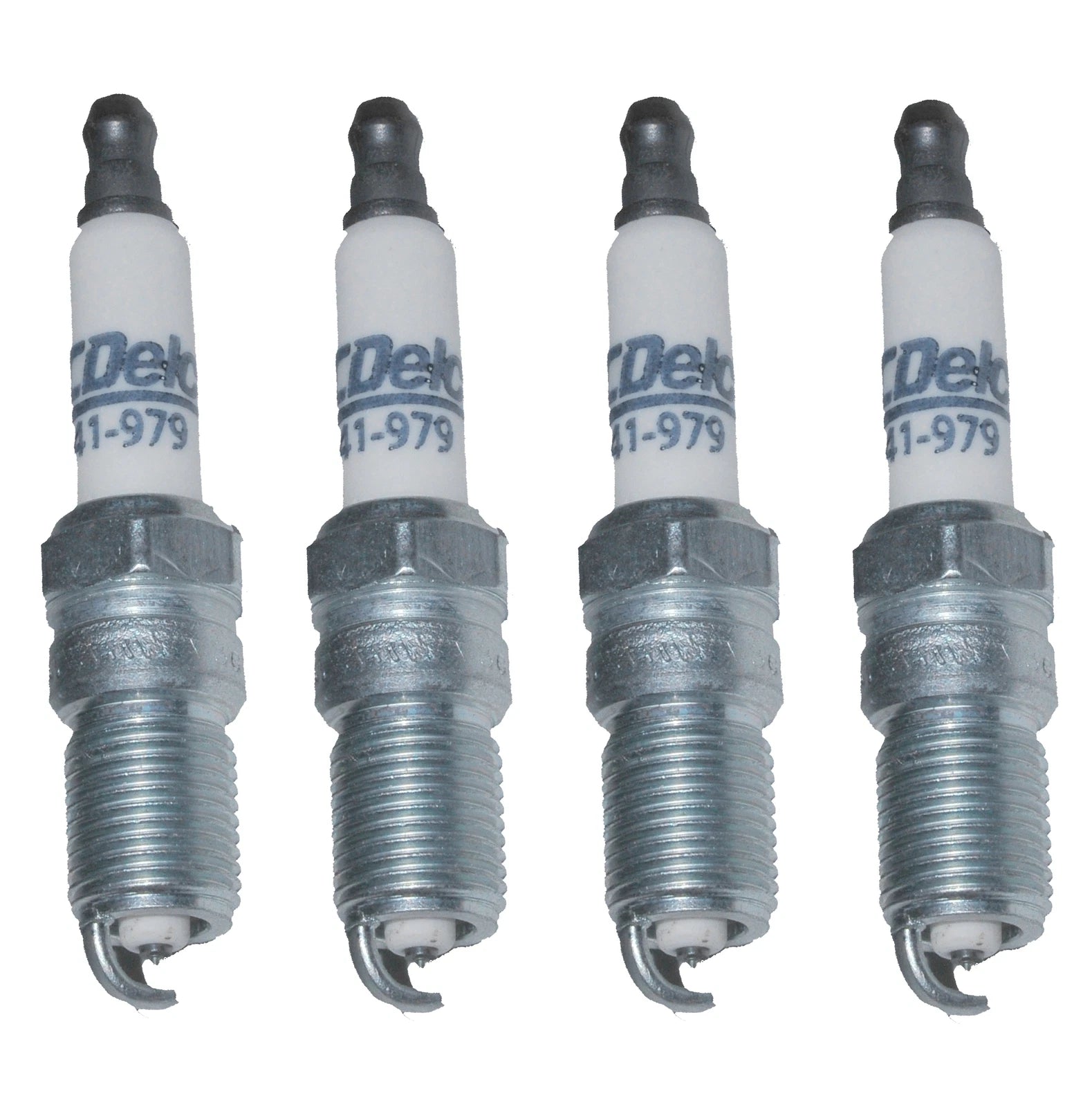 Set of 4 Double Platinum Spark Plugs for Chevrolet Malibu (1997)