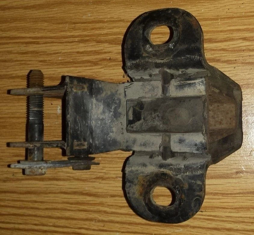 Differential Carrier for Ford Thunderbird LX (1989–1997)