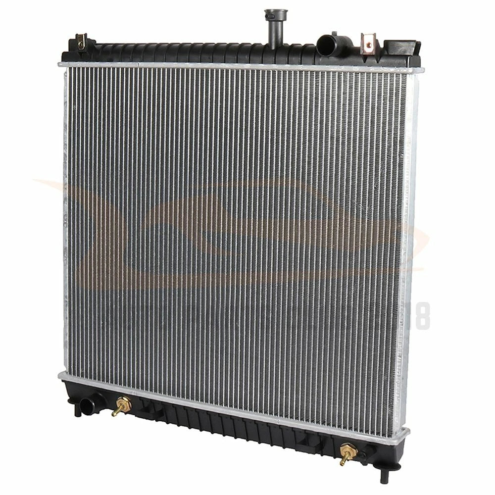 Radiator for Nissan Titan Armada (2005–2014) Infiniti QX56 (2004–2010) Q2691