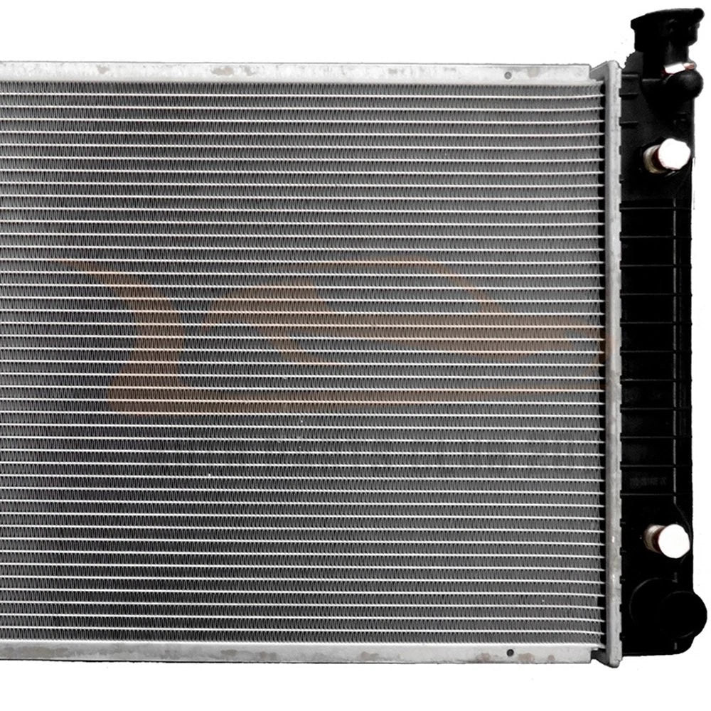 Aluminum Radiator for Cadillac Escalade 2000 (5.7L) 1520