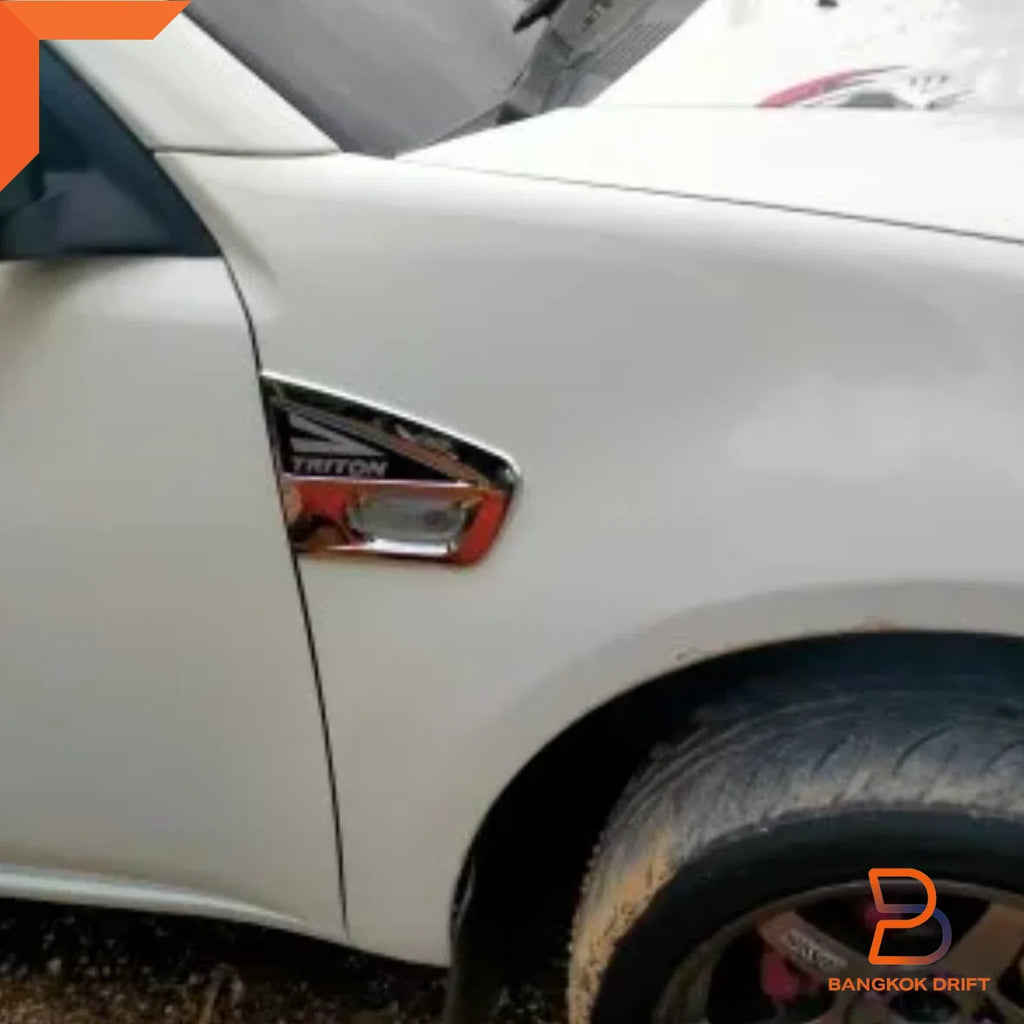 Chrome Side Vent Indicator Light for Mitsubishi Triton ML MN (2005-2015)