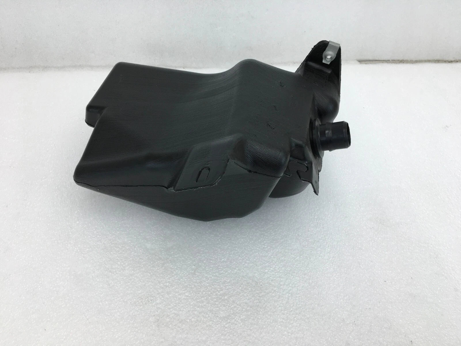 Windshield Washer Fluid Reservoir Tank for Ford Econoline Vans (2000–2014) CC24-17B613-AB
