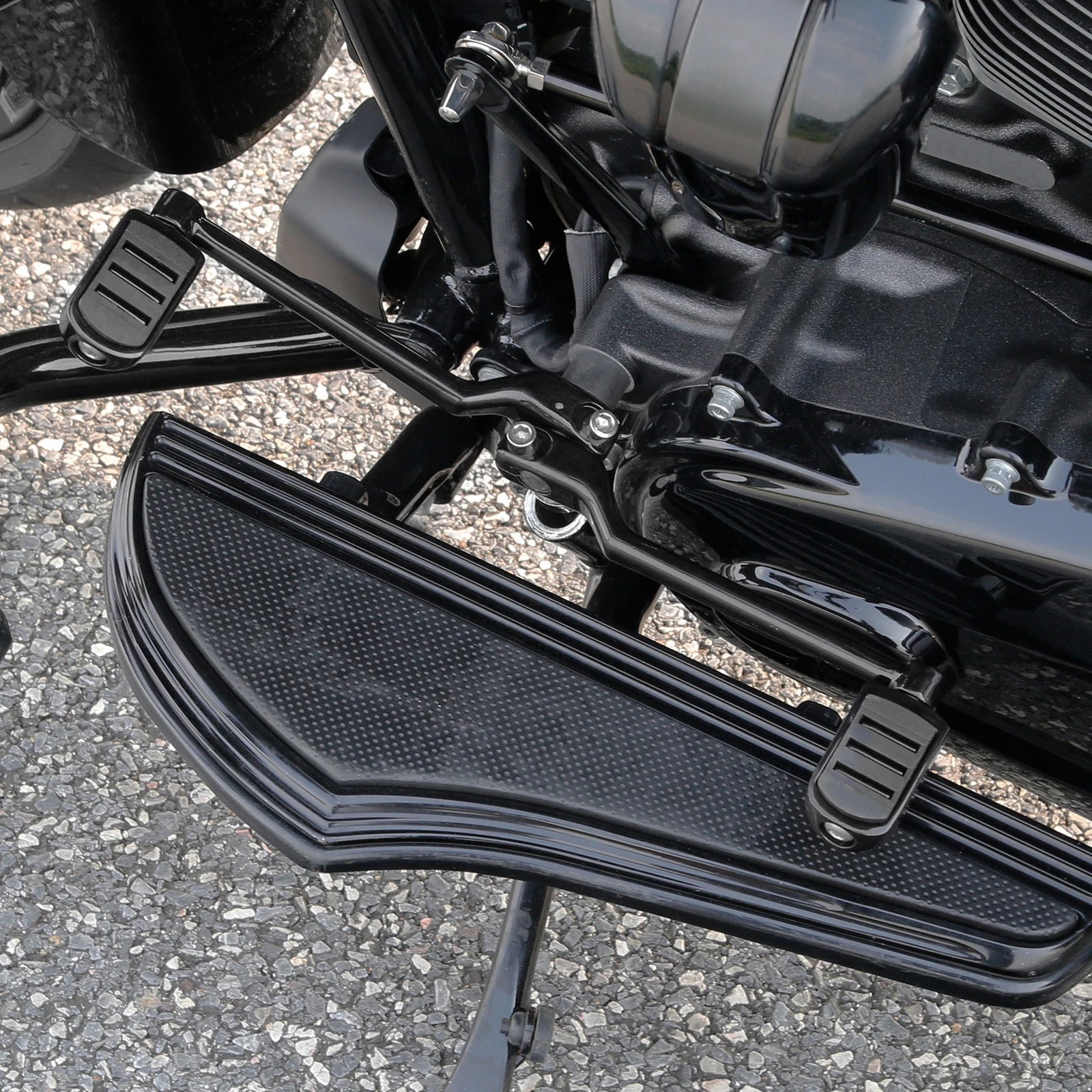 Left Heel Toe Shifter Lever Pedal Pegs for Harley Street Road Glide (1988–2023)