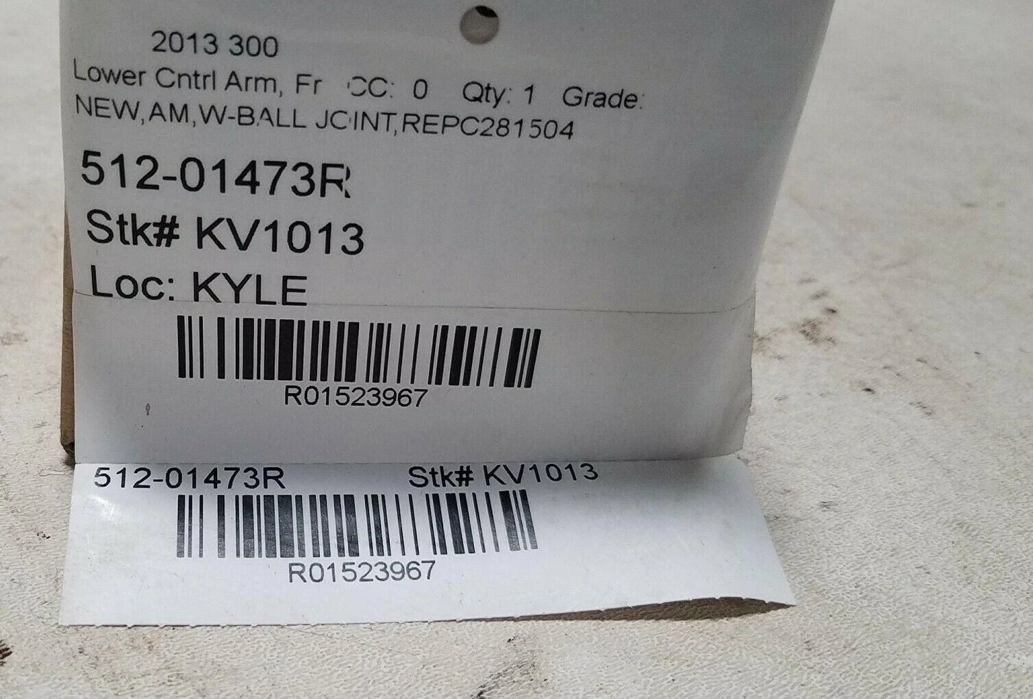 Front Right Passenger Lower Forward Control Arm for Chrysler 300 (2013) 512-01473R