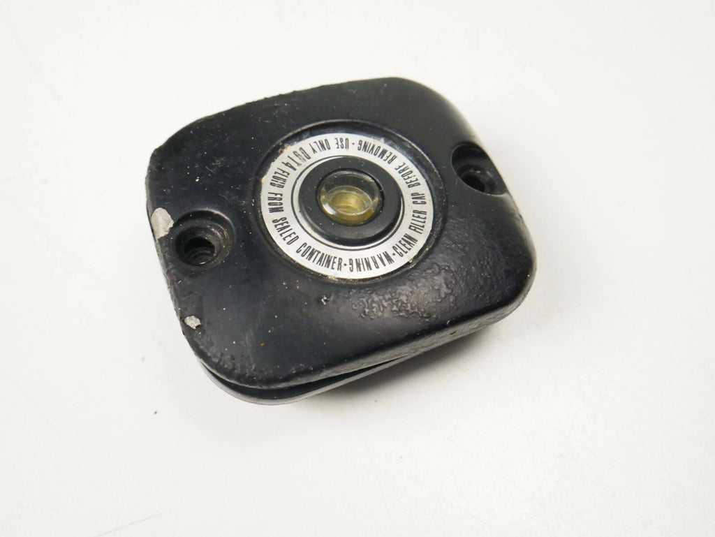Front Brake Master Cylinder Cover for Harley Touring Softail Dyna