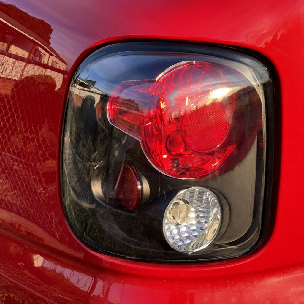 Set of 2 Black Rear Tail Brake Lights for Silverado Sierra Stepside (1999-2004)