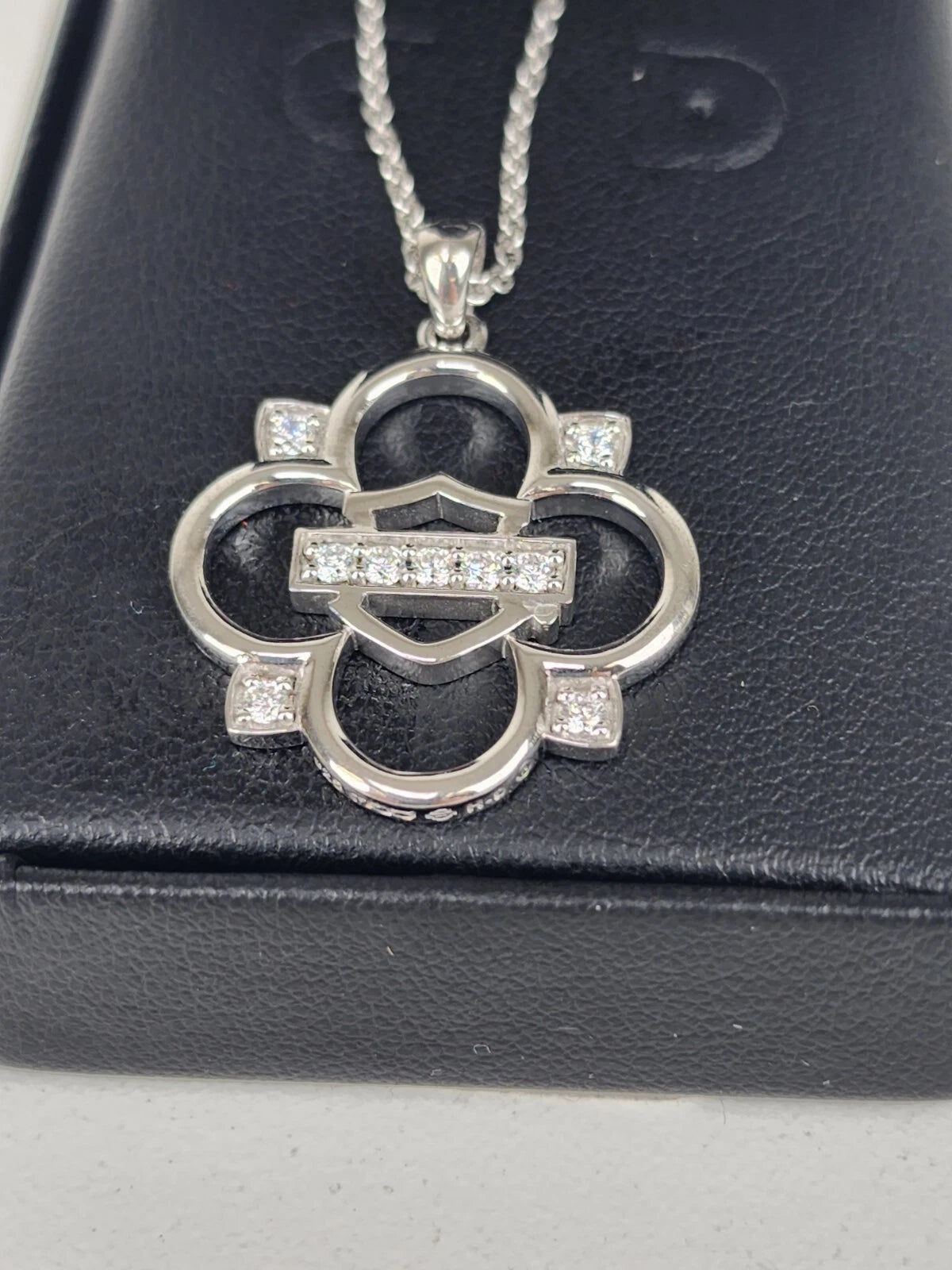 Bling Clover Necklace for Harley-Davidson (HDN0431-16ADJ)