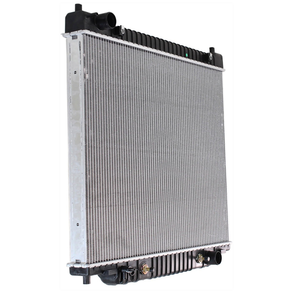 Radiators for Ford E350 Van, E150, E250, E450, E550 Econoline