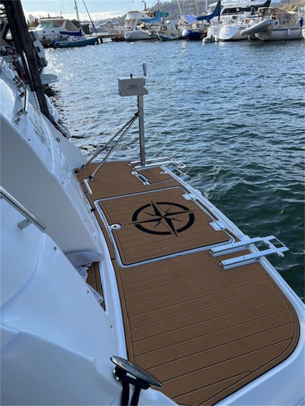 Swim Platform Cockpit Pad for Larson 350 Cabrio (2007) - EVA Teak Deck Mat