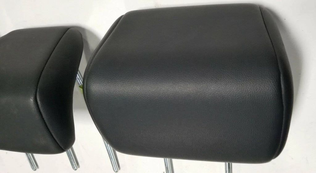 Set of 3 Rear Seat Leather Headrests for Land Rover LR2 (2008–2012)