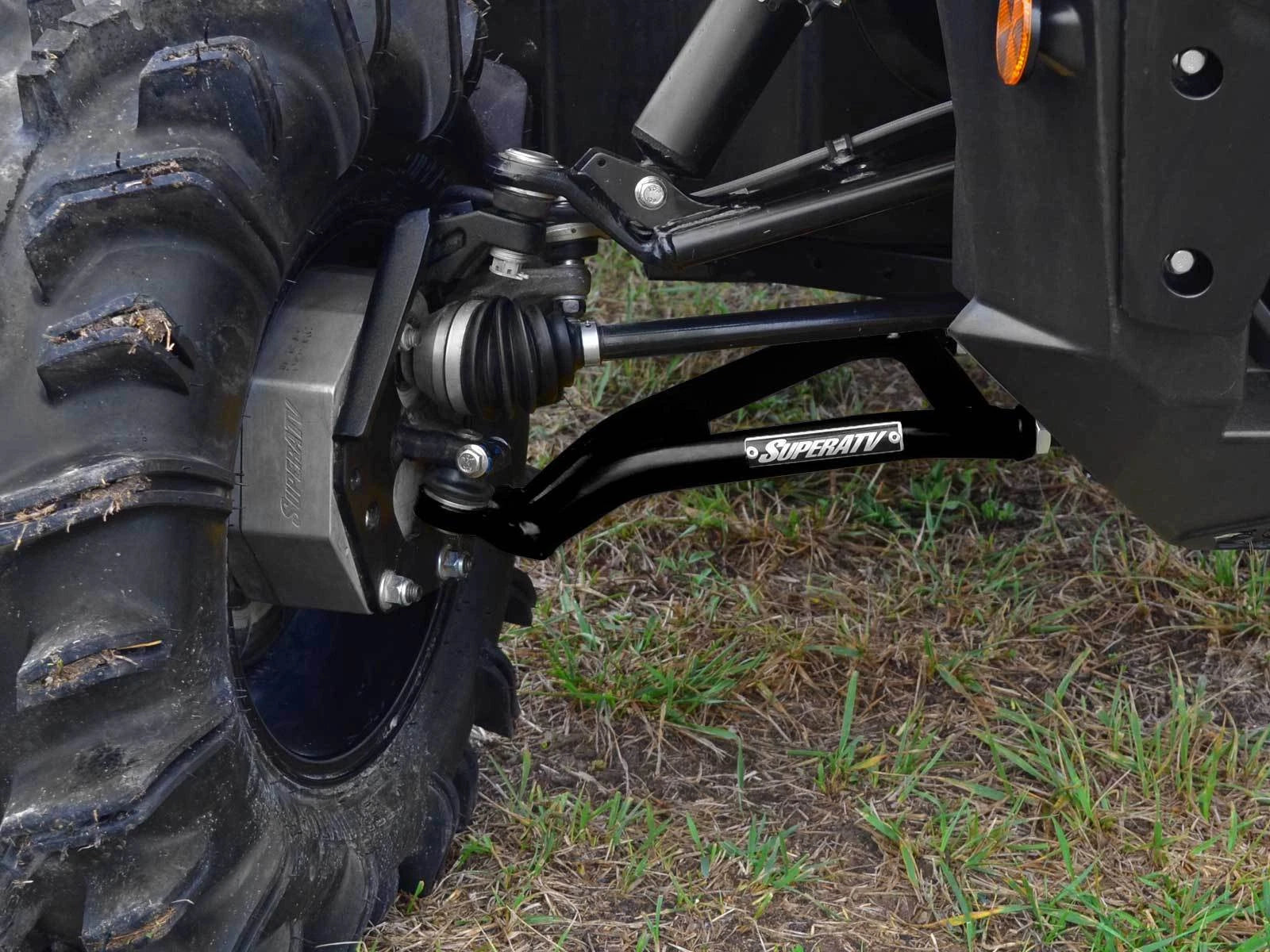 High Clearance Lower Front A-Arms for Can-Am Commander 800/1000 (2011–2023)