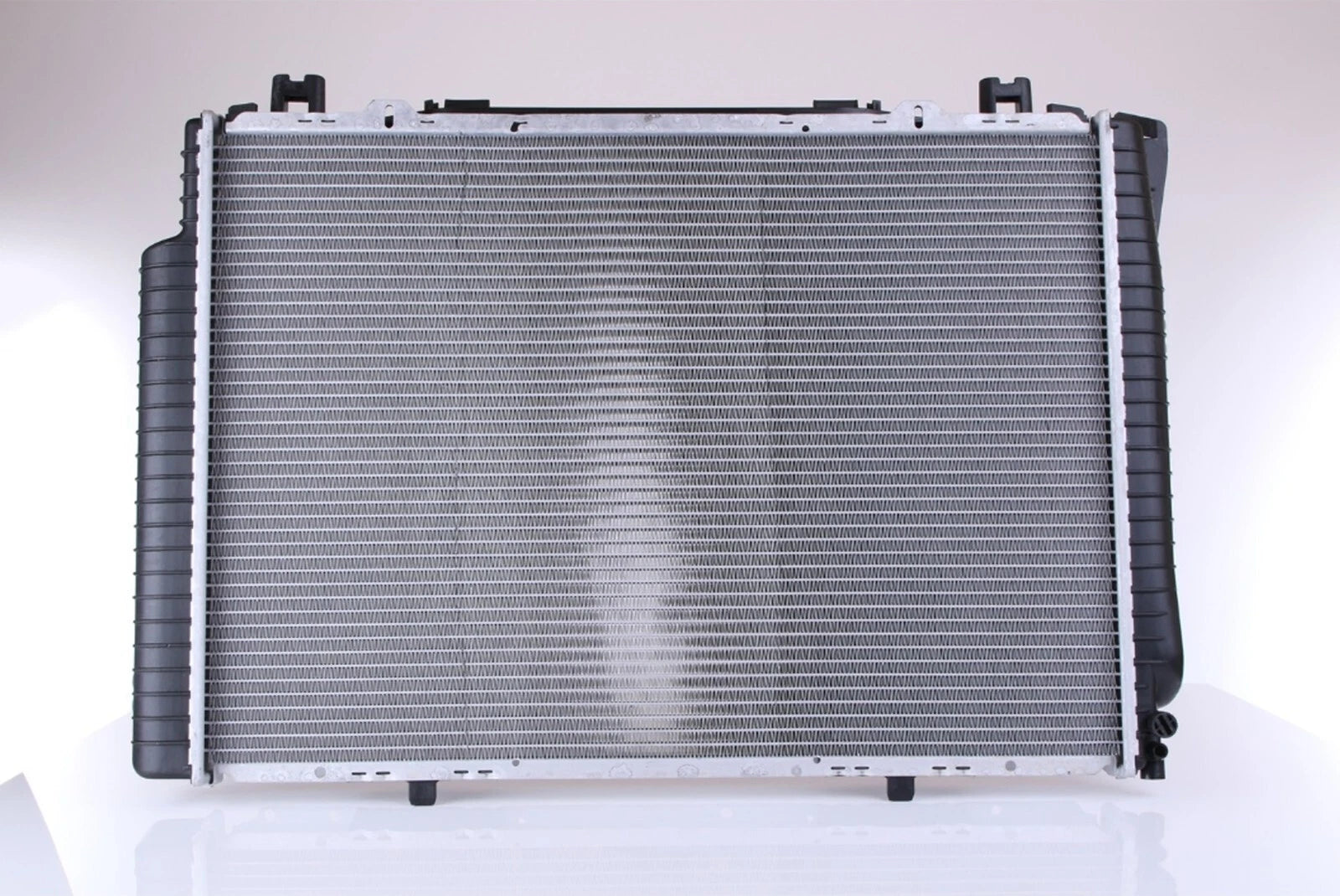 Nissens 62746A Radiator for Mercedes W140 300SE S320 (1992–1999)