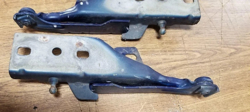 Hood Hinge Set for Jaguar X-Type (2002–2008)