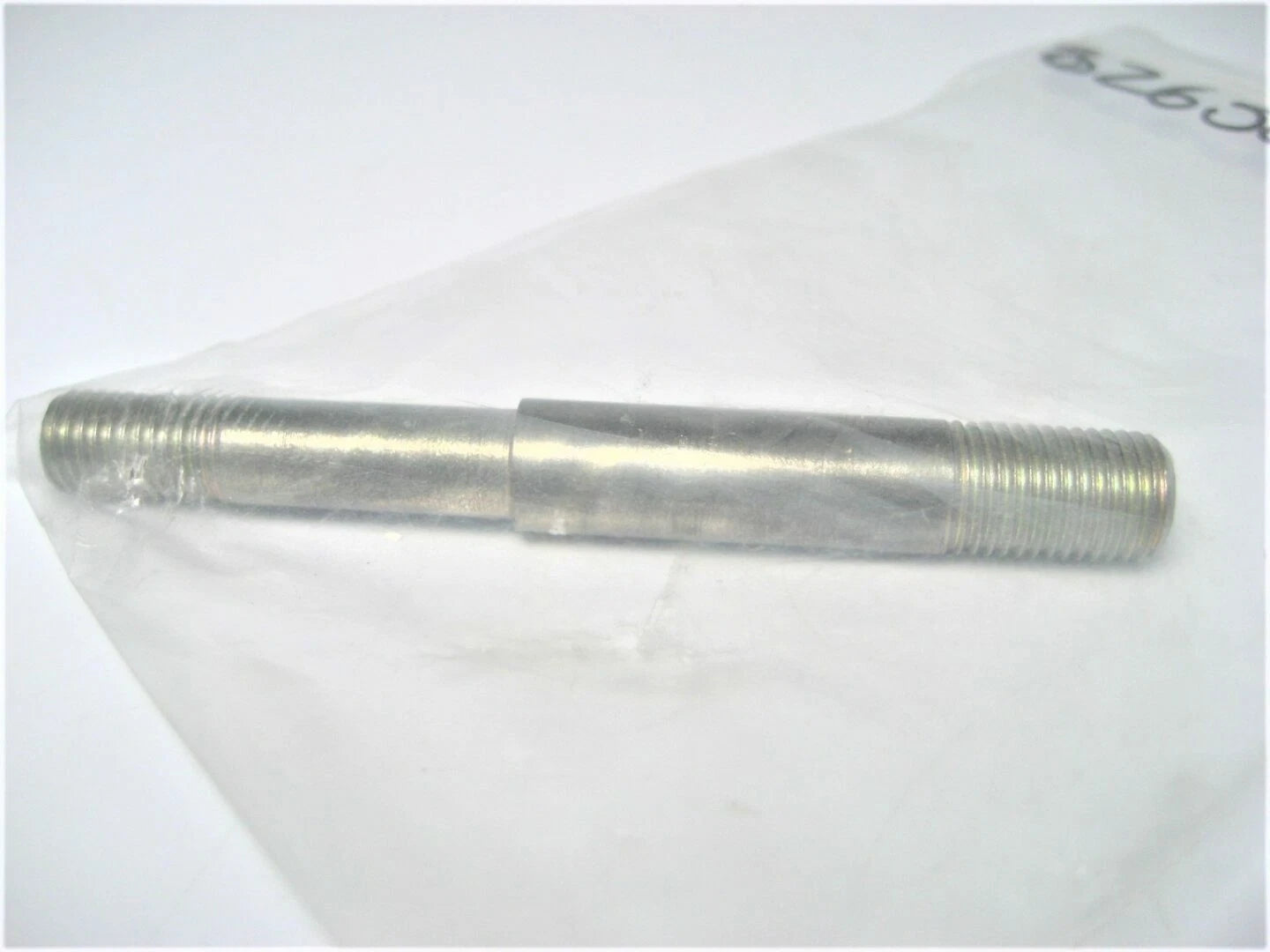 Crankshaft Stud Screw for Volvo Penta AQ Series (826500)