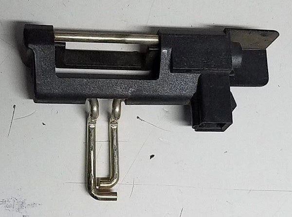 Glove Box Latch for Ford Thunderbird Cougar Mark VIII (1993–1997)