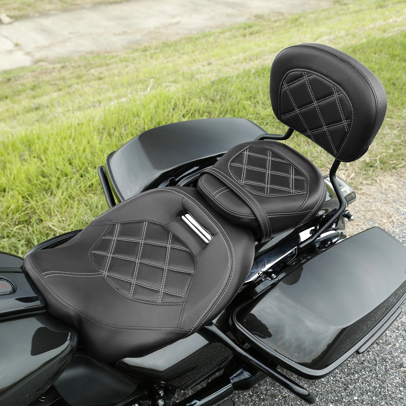 Low Profile Seats & Pad for Harley Street Road Glide (2009–2023)