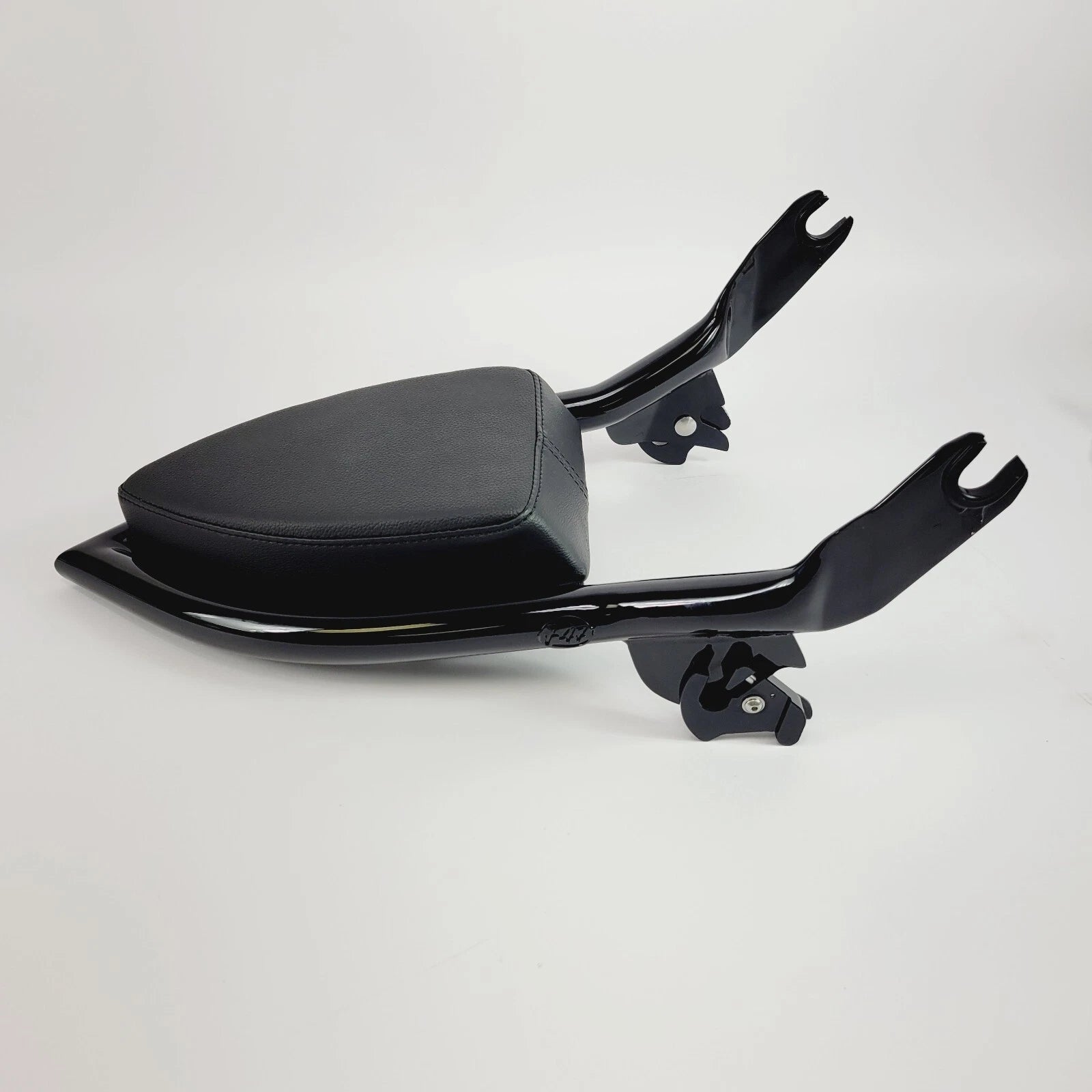 Gloss Black Diablo Backrest br1002501b for Harley-Davidson Touring (2009–2025)