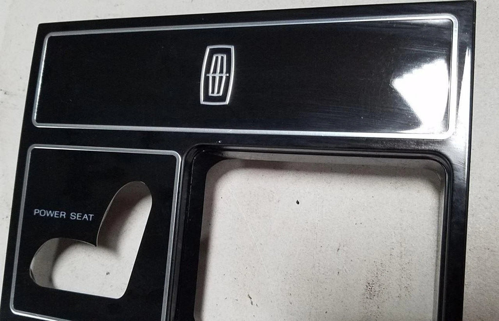 RH Front Door Seat Switch Panel for Lincoln Continental (1991–1993)