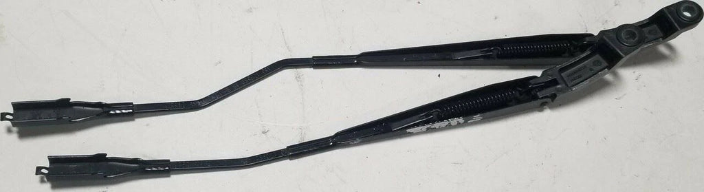 Wiper Arm Set for Lincoln MKS (2009–2012) Ford OEM