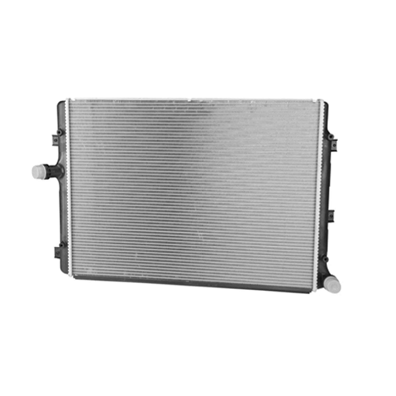 Replacement Plastic Aluminum Radiator for Toyota Hilux (2005–2015)