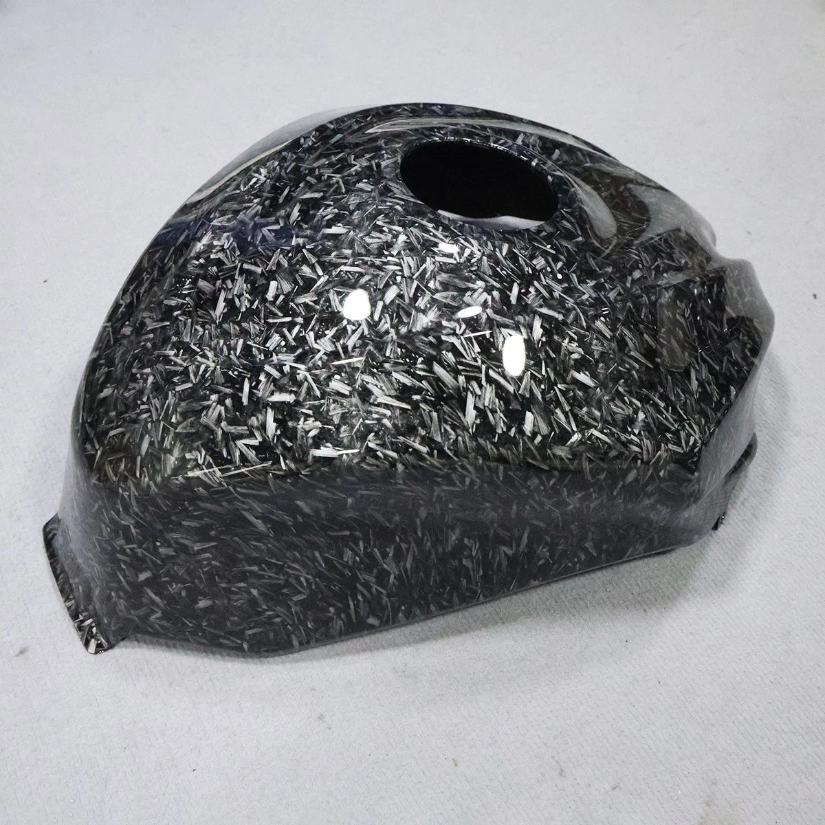 Forged Carbon Fiber Fuel Gas Tank Cover for Suzuki GSXR1000 (2009–2016)