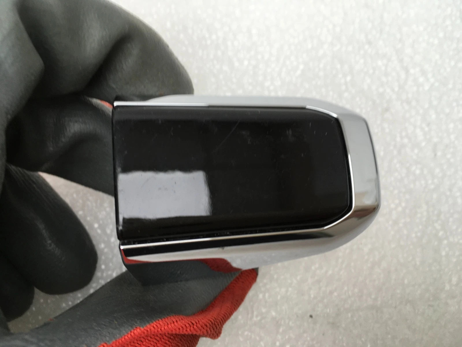 Exterior Door Handle Bezel w/Chrome for GM Tahoe Yukon (2021–2023) 84818434