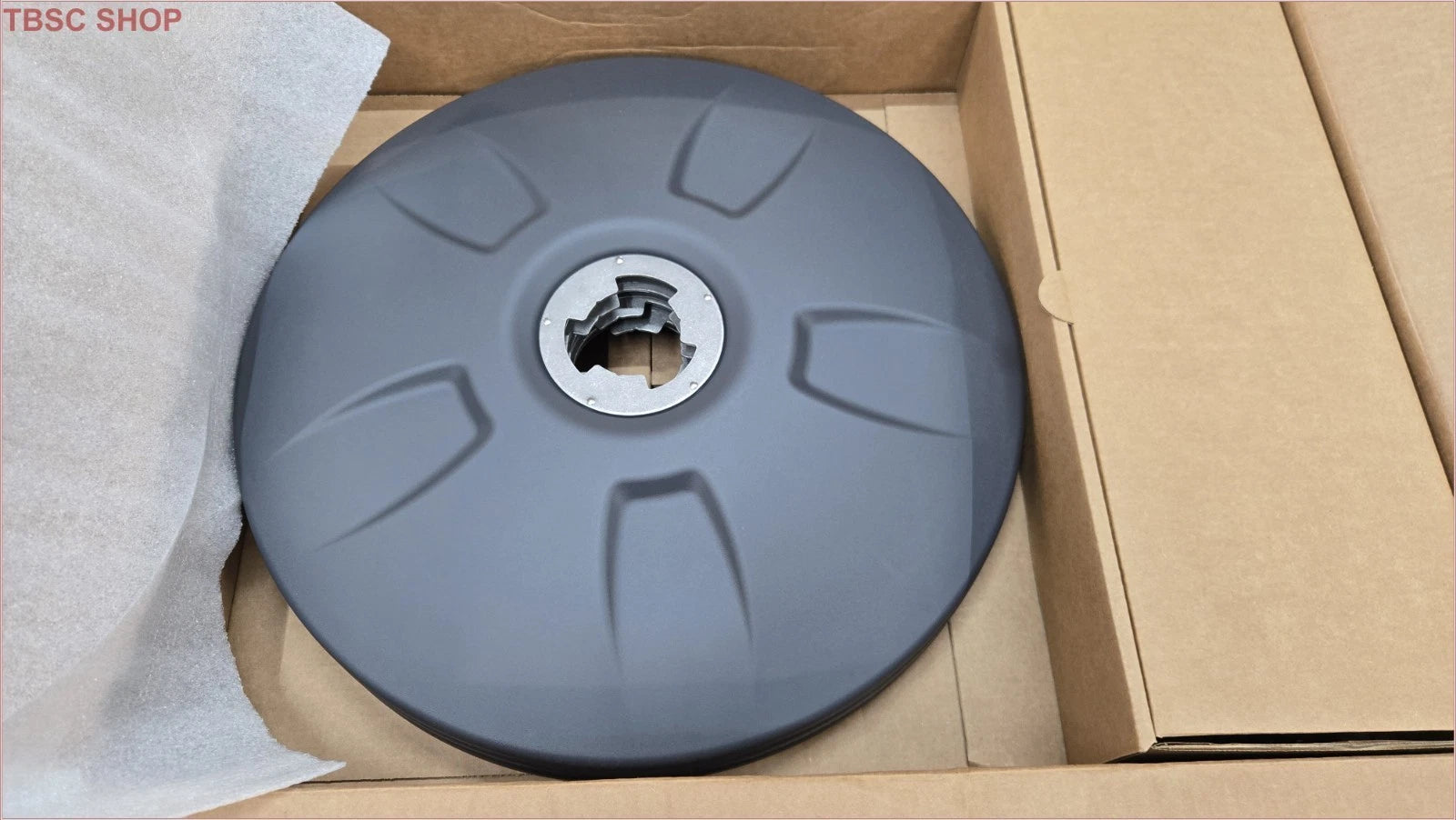 Set of 4 Wheel Covers for Commercial Vehicles A22-74255-063