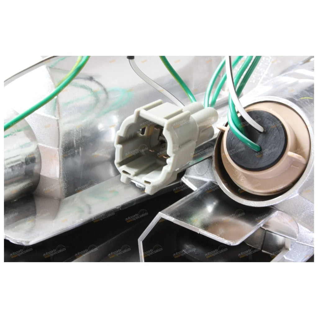 RH Corner Park Indicator Light for Nissan Patrol GU Series (2001 - 2004) RHS