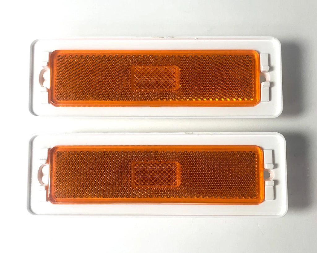 Front and Rear Side Marker Lens Lamp Assemblies for 1970–1974 Chevy Nova