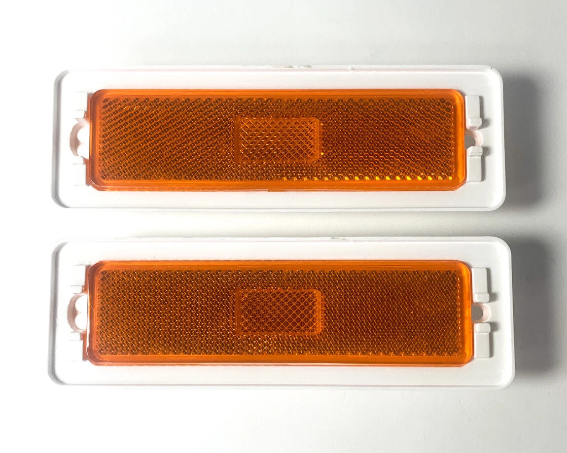 Front and Rear Side Marker Lens Lamp Assemblies for 1970–1974 Chevy Nova