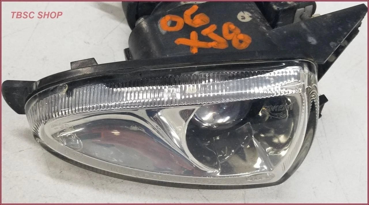 LH Driver Side Fog Light for Jaguar XJ8 (2004–2007)