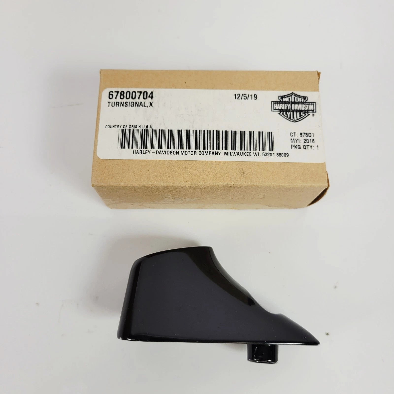Left Front Turn Signal Bracket for Harley-Davidson Road Glide (2015–2023) 67800703