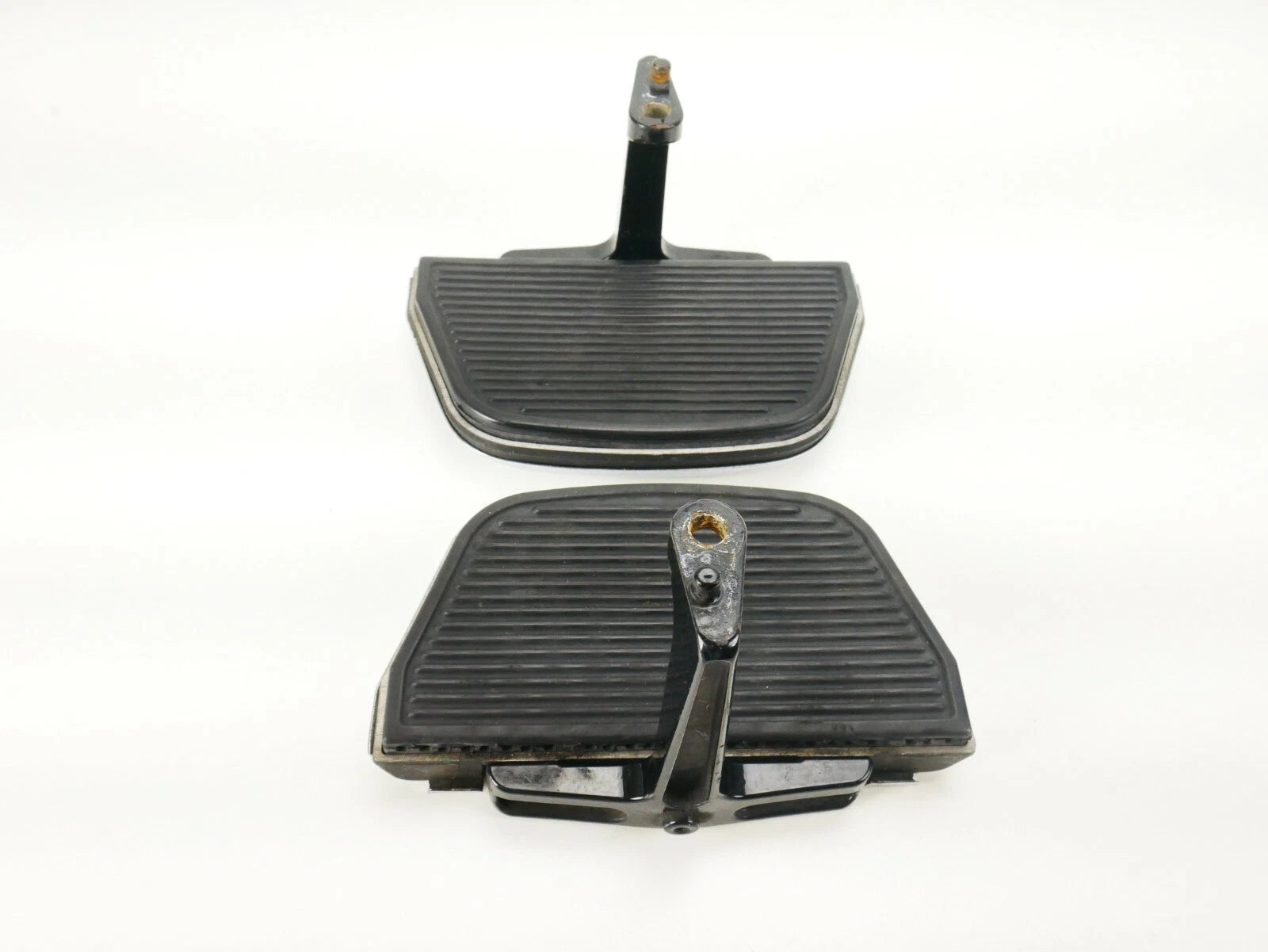 Chrome Rear Passenger Floor Footboards for Harley Davidson Touring (1993–2022)