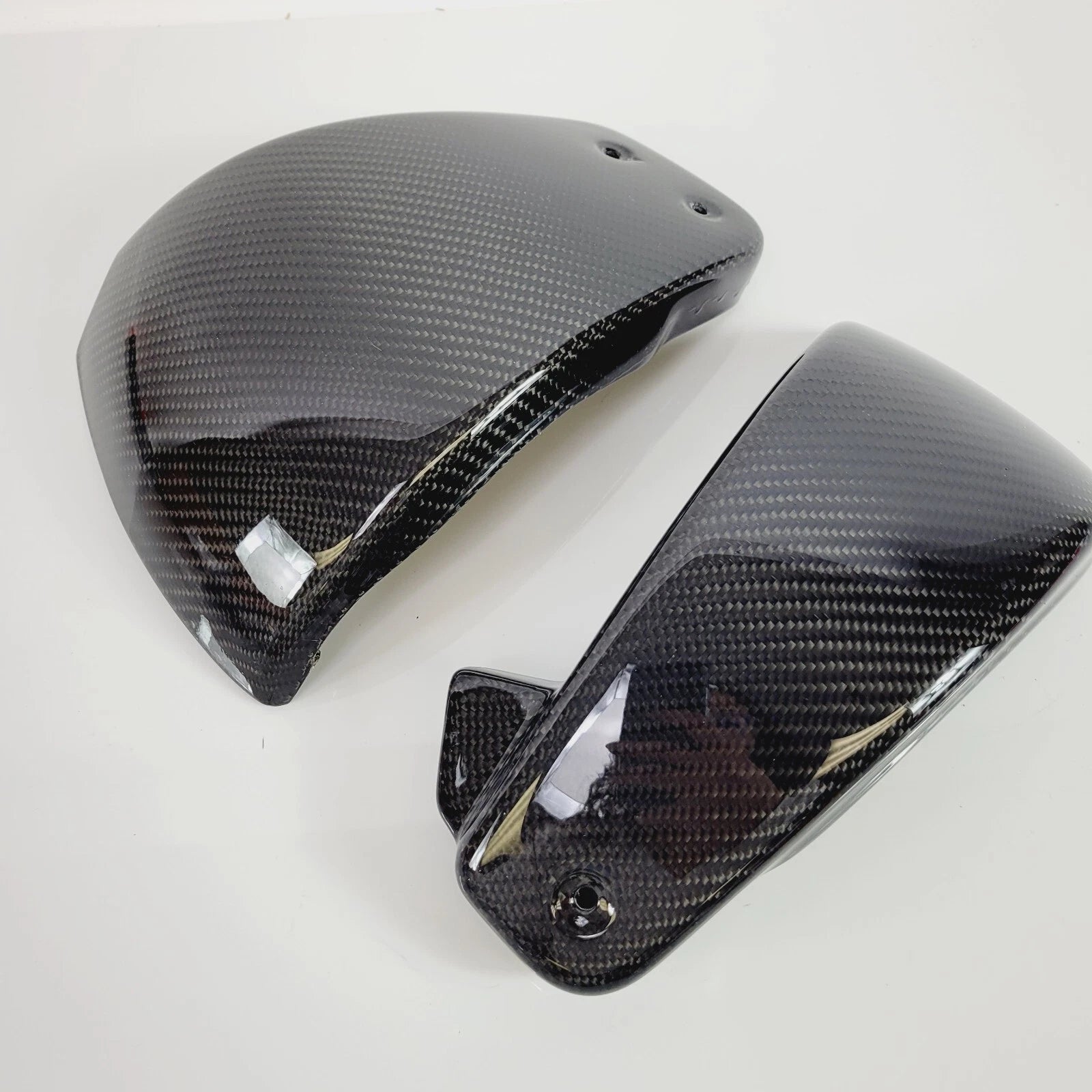 Carbon Fiber Battery Side Covers for Harley M8 Softail (2018–2023)