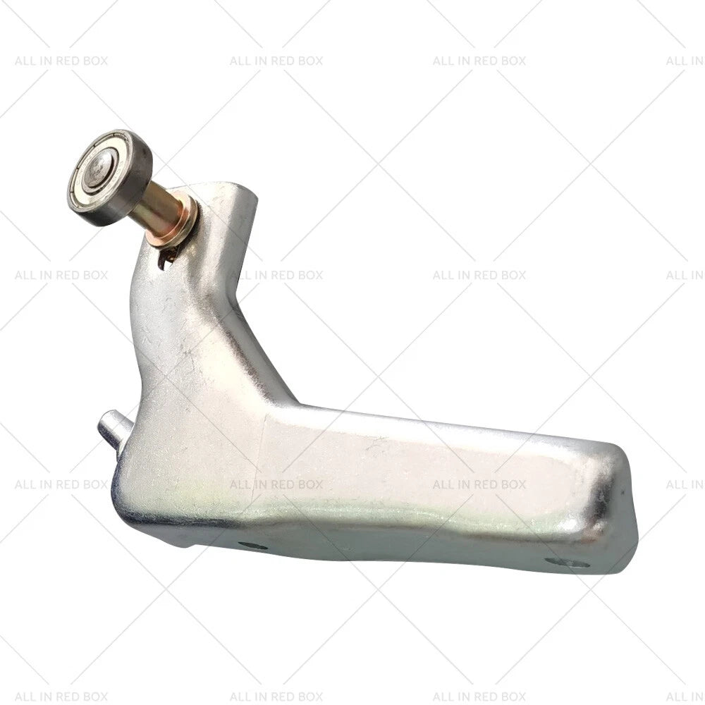 Left Side Upper Sliding Door Hinge Roller Bracket for Toyota HiAce