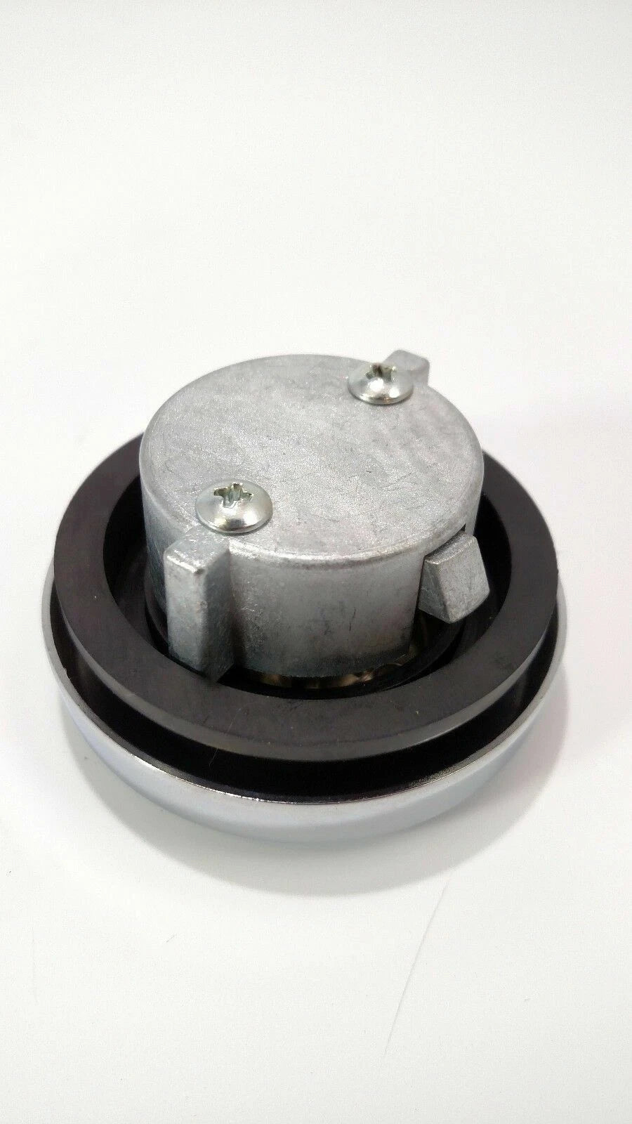 Gas Cap Chrome Locking Replacement with Keys for 1947–1971 Ford Chevy