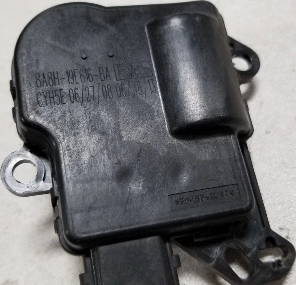 Blend Door Actuator for Ford Flex (2009–2012) 8A8H-19E616-BA