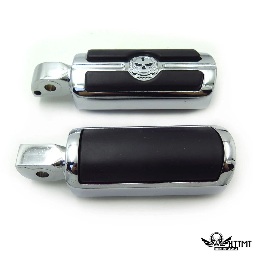 Chrome Gear Skull Footpegs for Suzuki Intruder 1400/Boulevard S83 (1995–2008)