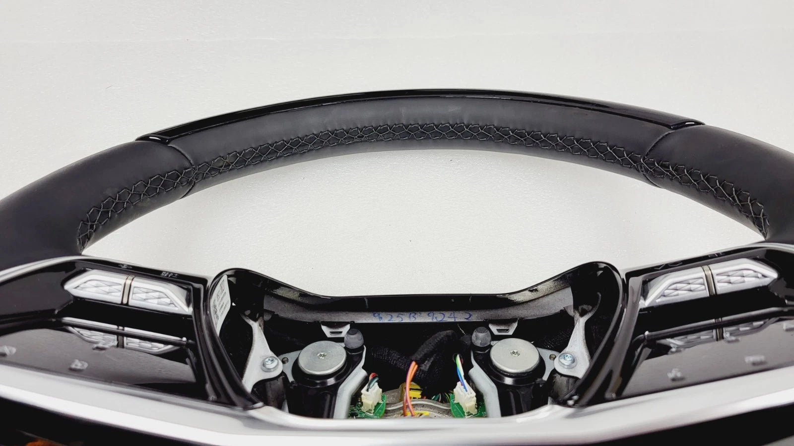Steering Wheel for Cadillac LYRIQ (2023–2026) Black w/Super Cruise 85013827