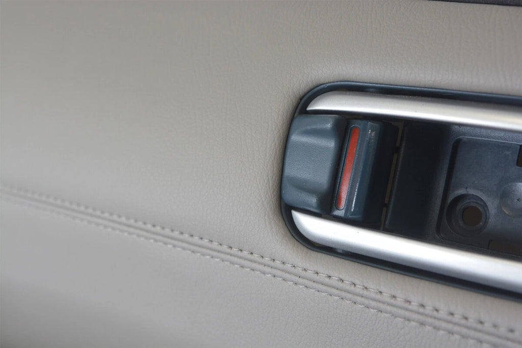 Front Right Door Panel Cover for Honda Pilot (2009–2015) Leather Gray