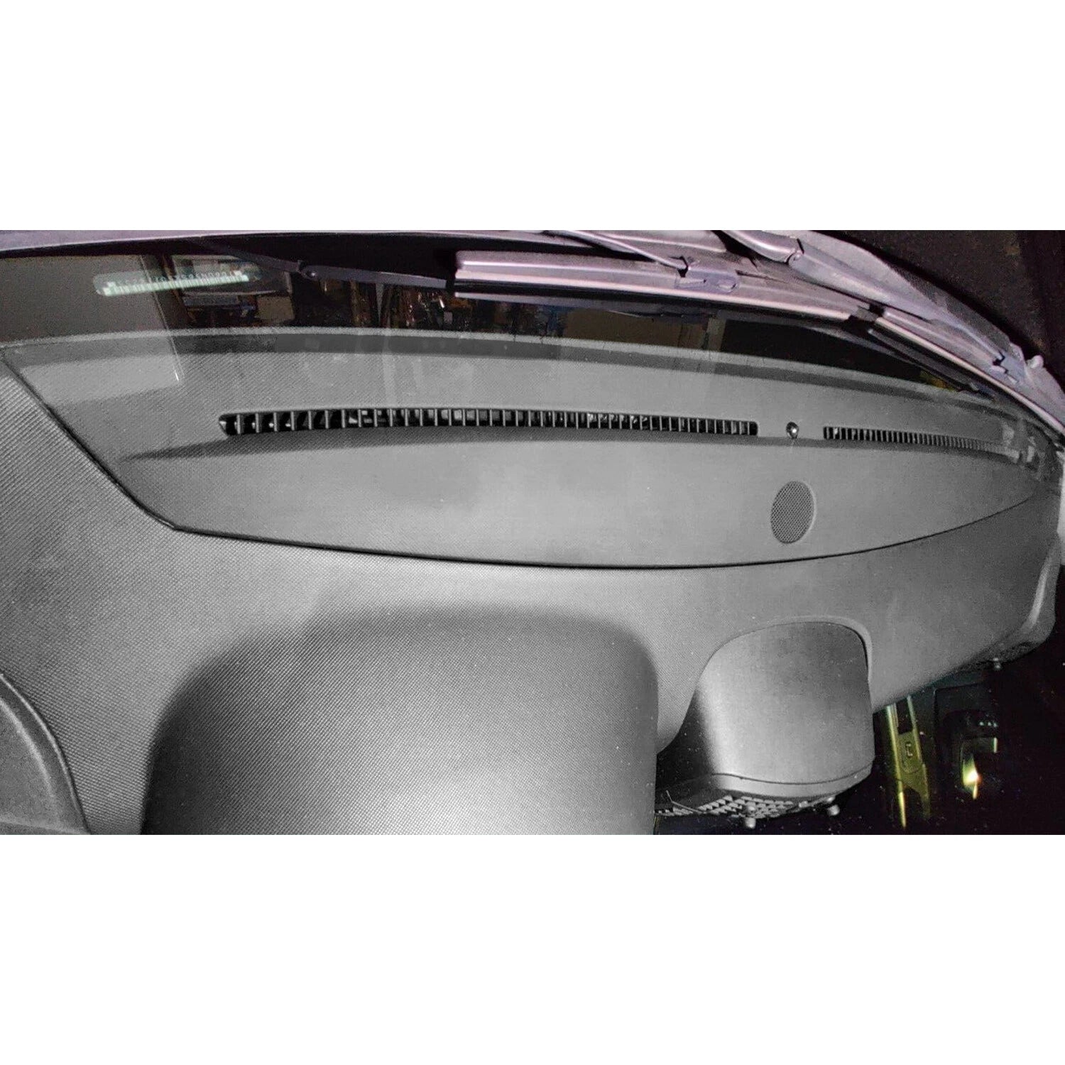 Upper Dash Pad Trim Defroster Panel for Cadillac CTS SRX (2003–2007)