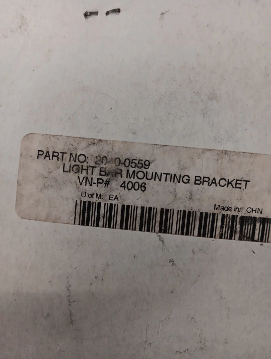 Kuryakyn Lightbar Mounting Bracket for #2040-0559