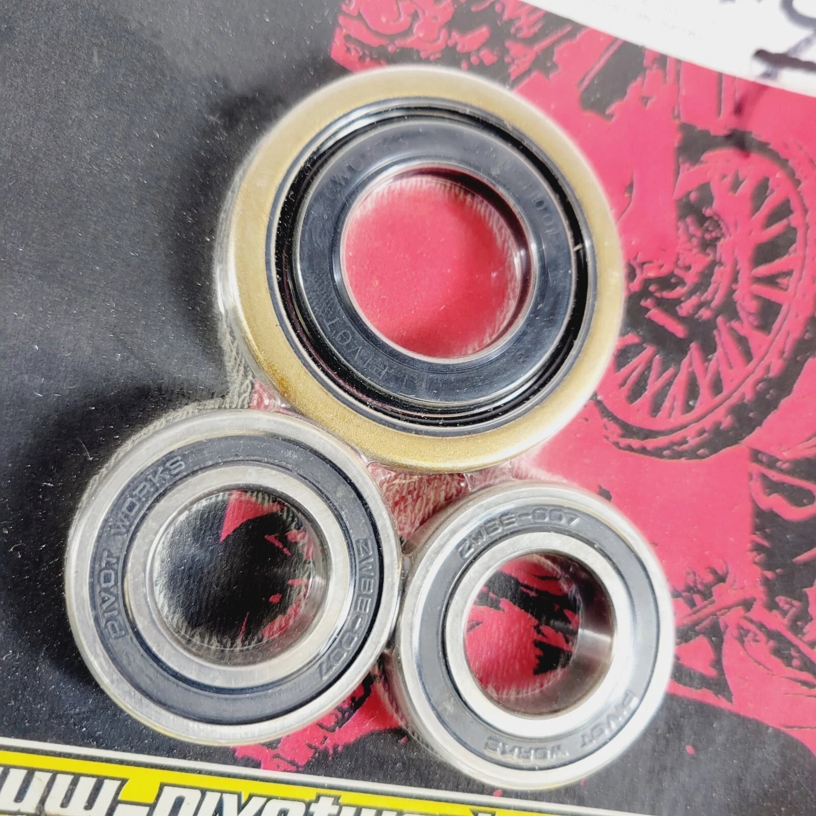 Pivot Works Front Wheel Bearing Kit for PWFWK-T11-521 (41-6978)