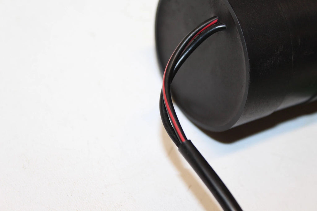 Condenser Capacitor Bottle for Kawasaki Ultra 130 STX 1100 DI (2000–2004)
