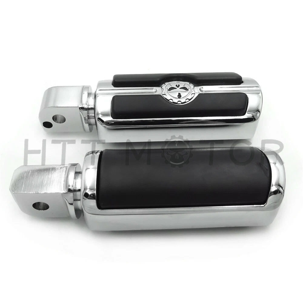 Chrome Gear Skull Footpeg for Harley Softail Slim FLSL Breakout FX (2018–2023)
