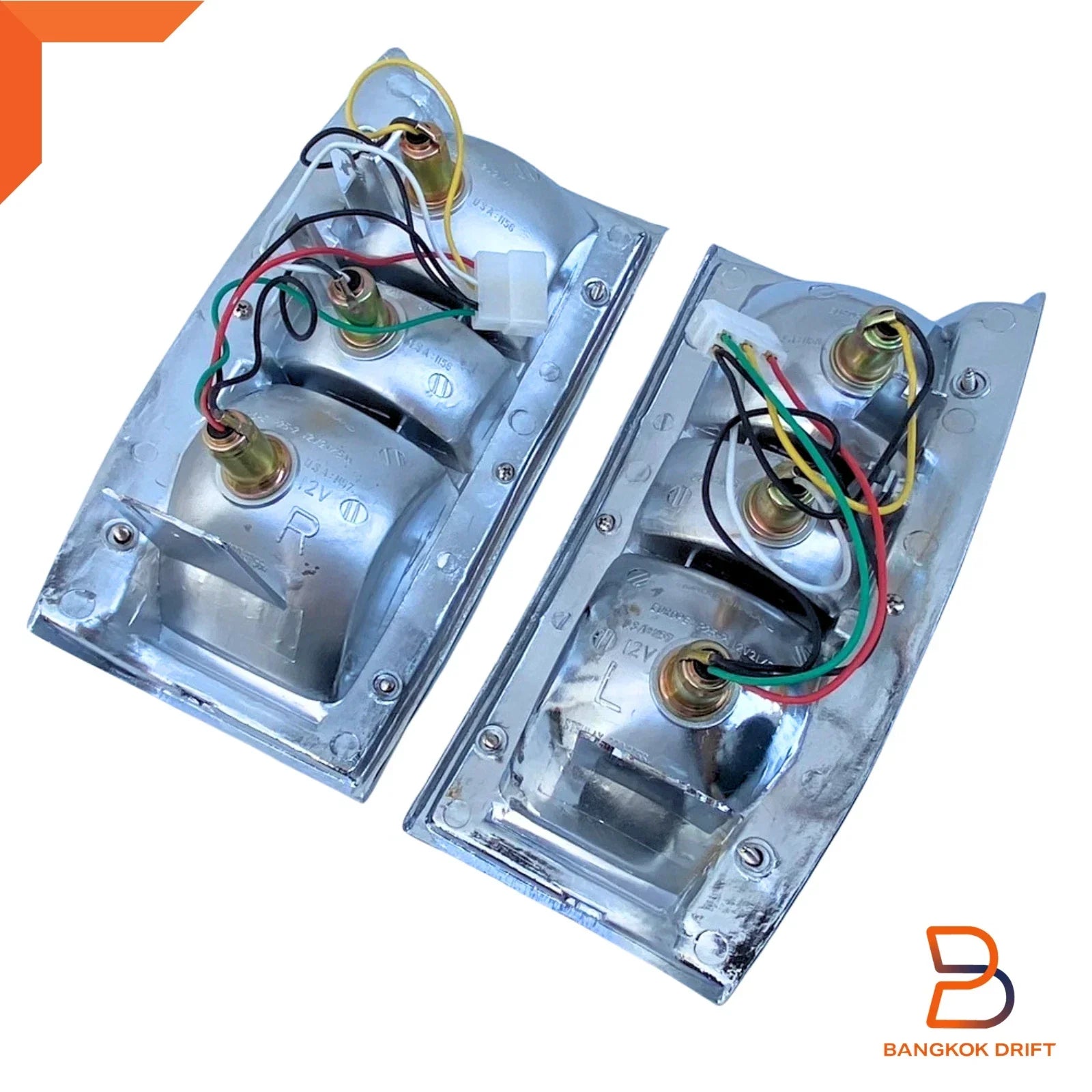 Chrome Clear Lens Rear Tail Light for Mitsubishi Triton Ute (1987-1996)