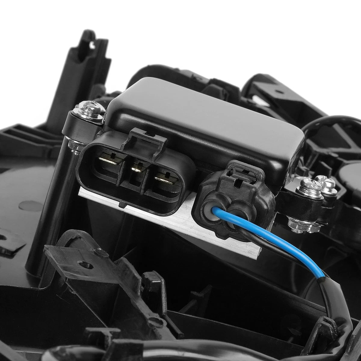 OE Style Radiator Cooling Fan for Infiniti M35 M45 (2006–2010) IN3115105