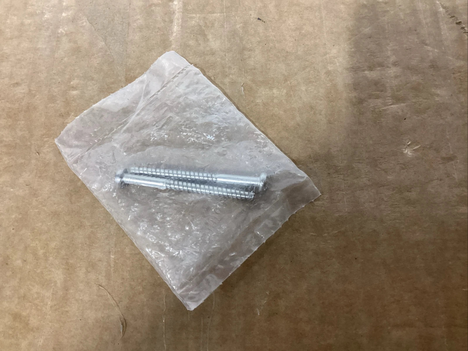 Hubbell CS6365C Locking Device Male Plug Twist-Lock 125/250V